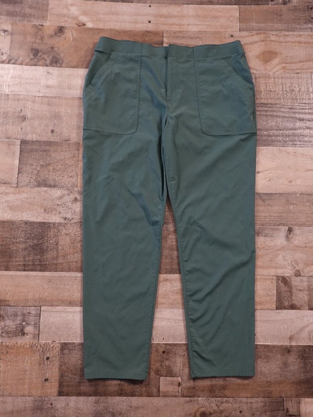 Eddie Bauer Pants‎ Women’s 14 Green Travel Stretch Lightweight Outdoor Hiking